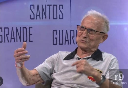 Artista Plástico Luis Garcia Jorge na Pinacoteca para Concluir Trabalho de Esculturas