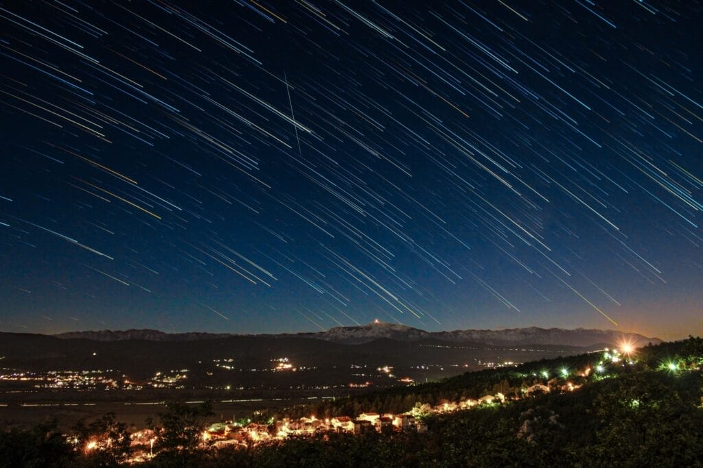 Chuva de Meteoros irá invadir o Céu da sexta-feira 13.