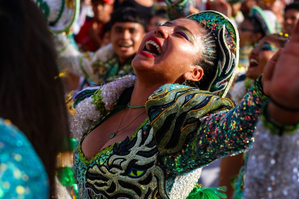 Confira os horários dos ensaios das escolas de samba de Santos 2013